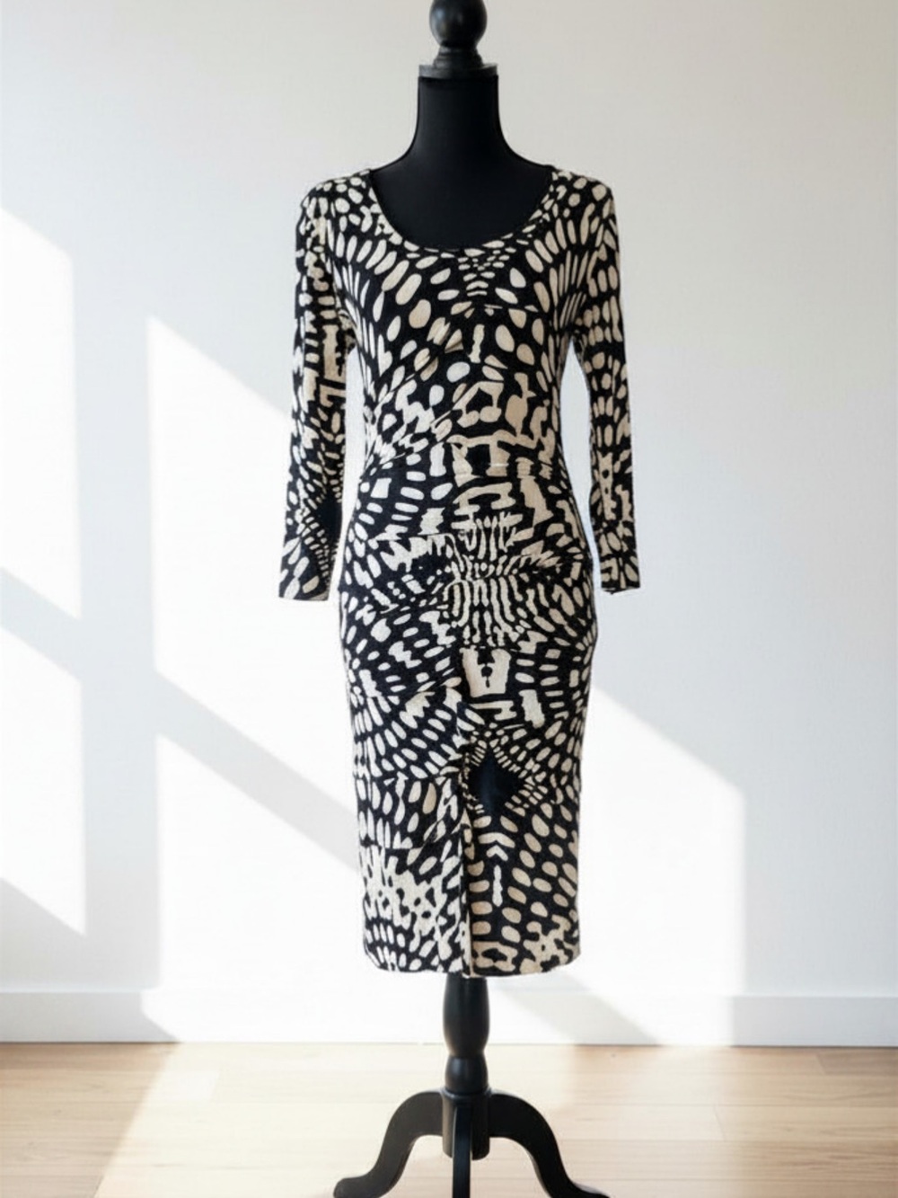 Nicole Miller Black and Cream Abstract Print Midi Dress